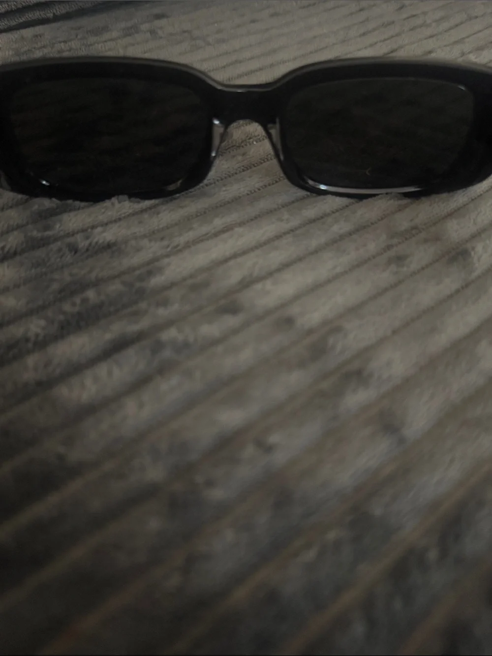 Sleek Black Women's Fashion Sunglasses